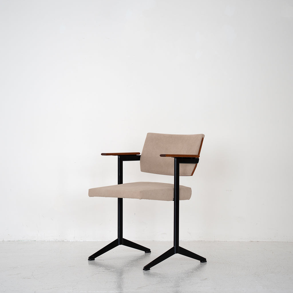 椅子 Friso Kramer Arm chair / Friso Kramer – FILM