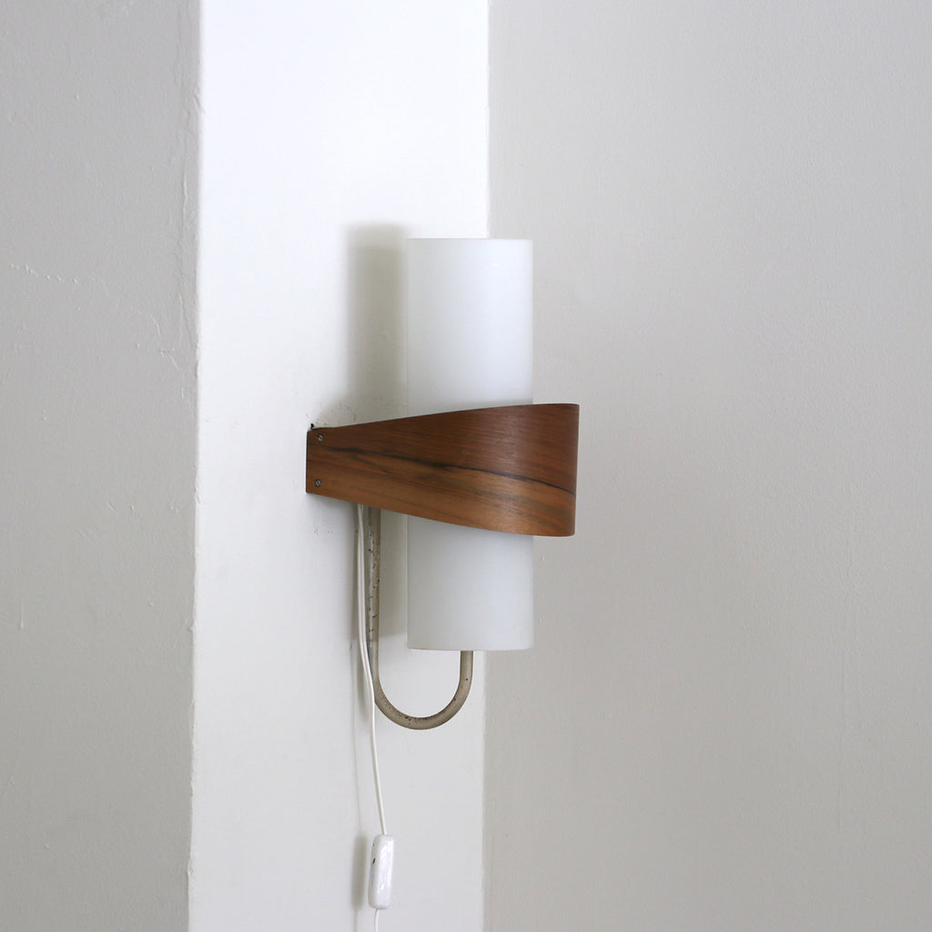 Pendant Lamp by Louis Kalff ビンテージ ランプ 北欧 stoop | Pendant Lamp by Louis Kalff in Wood and Glass
