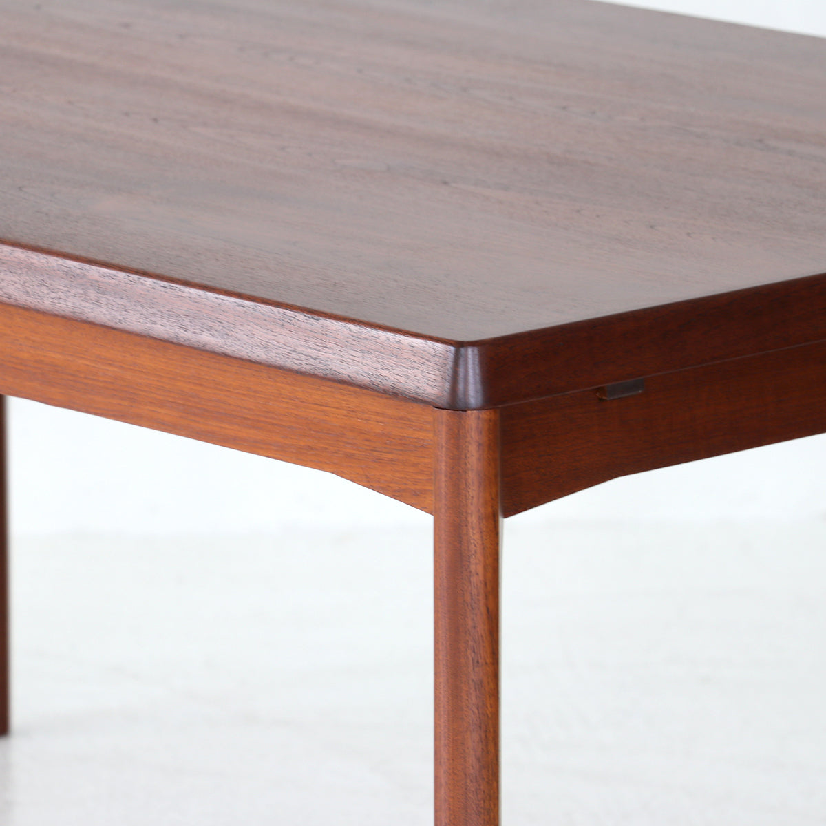 Henning Kjaerulf ヘニングケアヌルフ テーブル Henning Kjaerulf ヘニングケアヌルフ テーブル