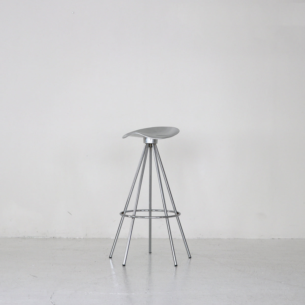 Jamaica High Stool / Pepe Cortés – FILM