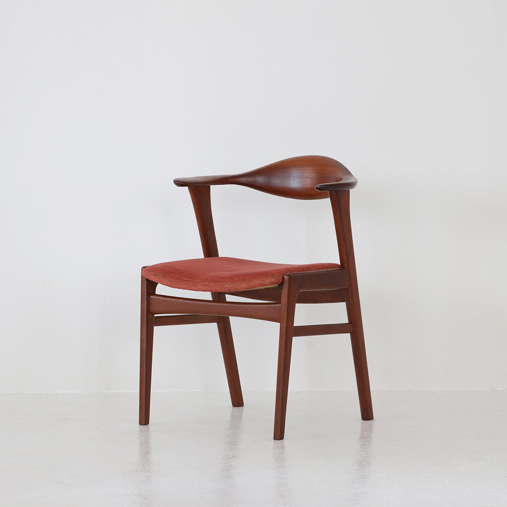 Half arm chair / Erik Kirkegaard – FILM