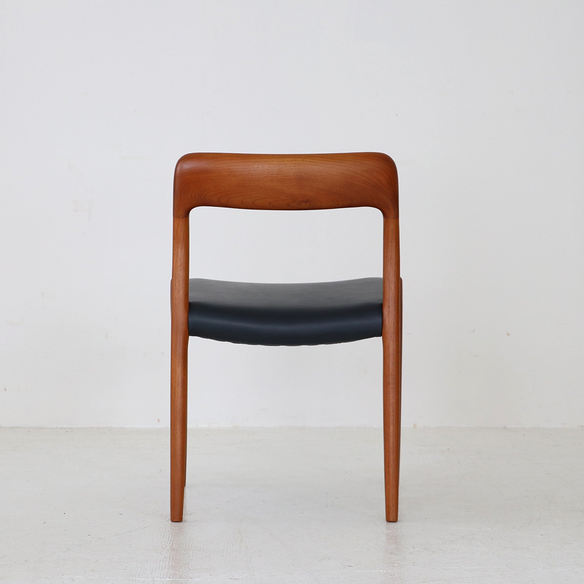 No.75 Dining chair (set of 4) / Niels O Moller for J.L Moller