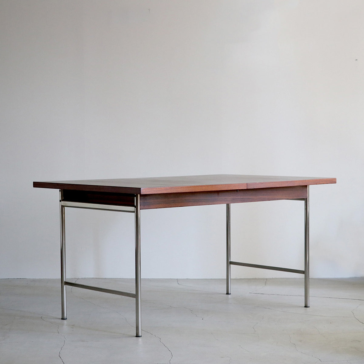 Dining table (SM08) / Cees braakman for PASTOE – FILM