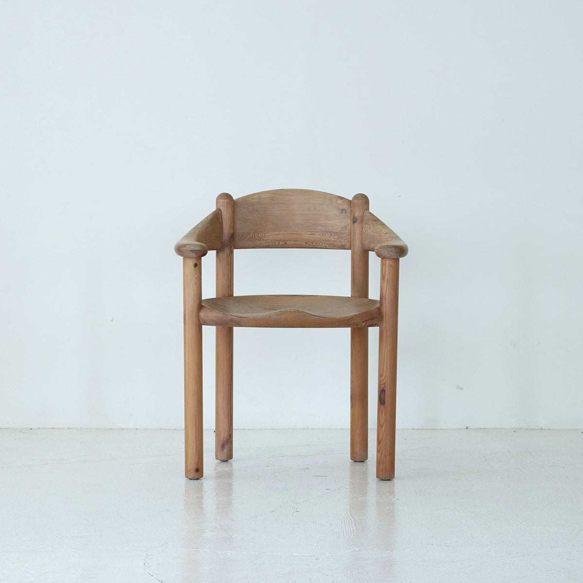 Arm chair / Rainer Daumiller – FILM